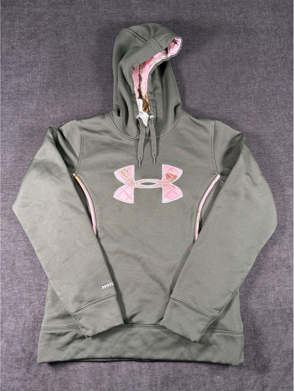 Under Armour Women's Medium Hoodie Sweatshirt with Pink Camo Logo